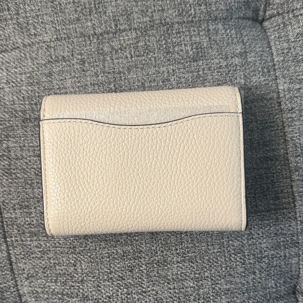 Coach Ivory Leather Wallet with Gold Accent - Picture 3 of 6